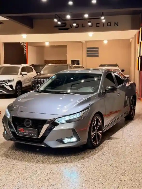 Nissan Sentra 2.0 Sr Cvt L/20  2023 - foto 1