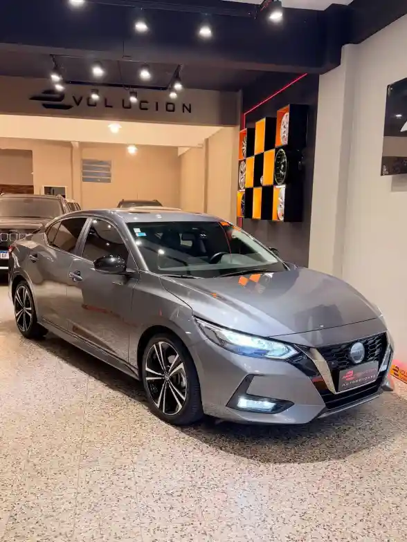 Nissan Sentra 2.0 Sr Cvt L/20  2023 - foto 3