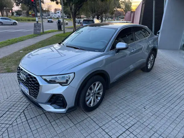 Audi Q3 1.4 T 150Hp 35 Stronic Sportback   2025 - foto 1