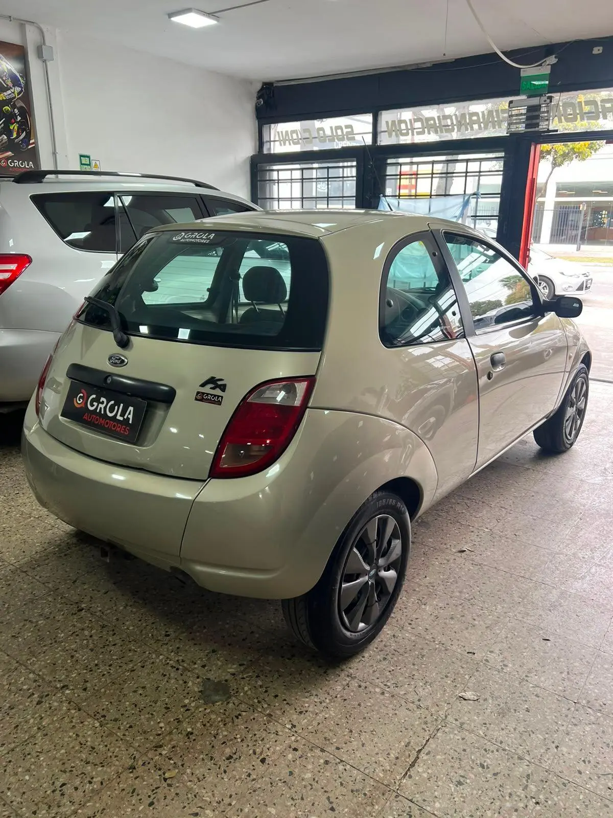 Ford Ka 1.0 Plus Aa (Tattoo)  2008 - foto 5