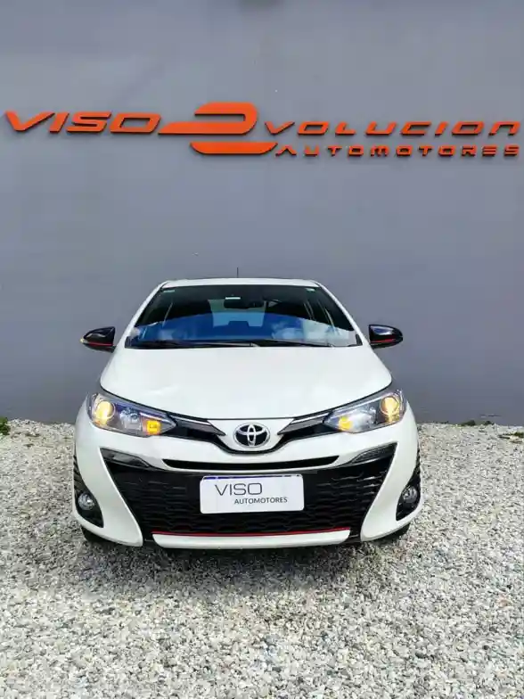 Toyota Yaris 1.5 5 Ptas S  2018 - foto 3