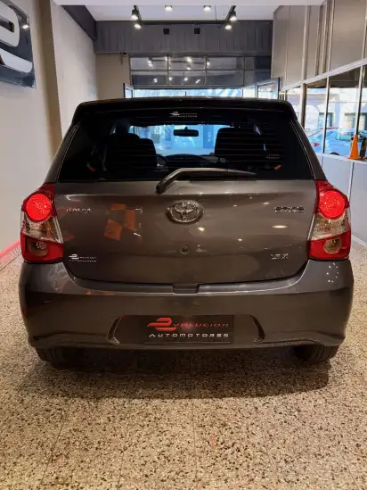 Toyota Etios 1.5 5 Ptas X  6Mt       L/18  2022 - foto 5