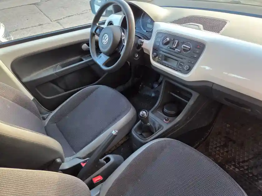 Volkswagen Up! 5 Ptas High  2016 - foto 2