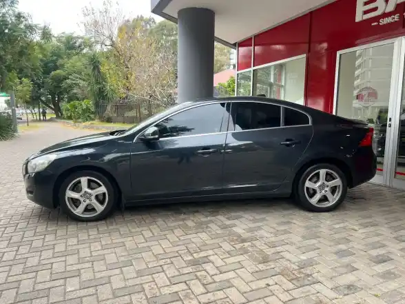 Volvo S 60 3.0 T6 Awd Aut Pack 3  2012 - foto 4
