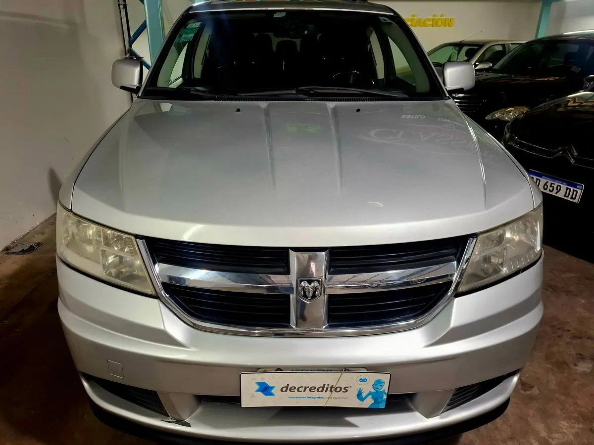 Chrysler Journey 2.7 Rt  2011 - foto 2