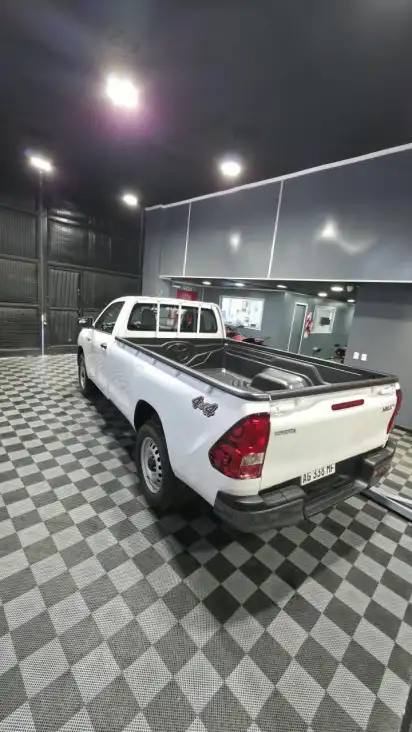 Toyota Hilux L/21 2.4 Chasis 4X2 Tdi Dx   2023 - foto 4