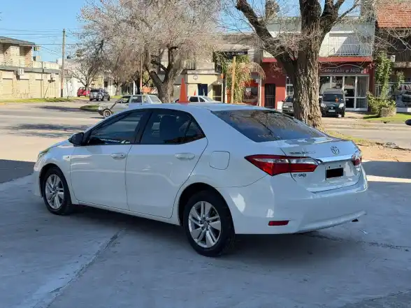 Toyota Corolla 1.8 Xei L/14  2015 - foto 4