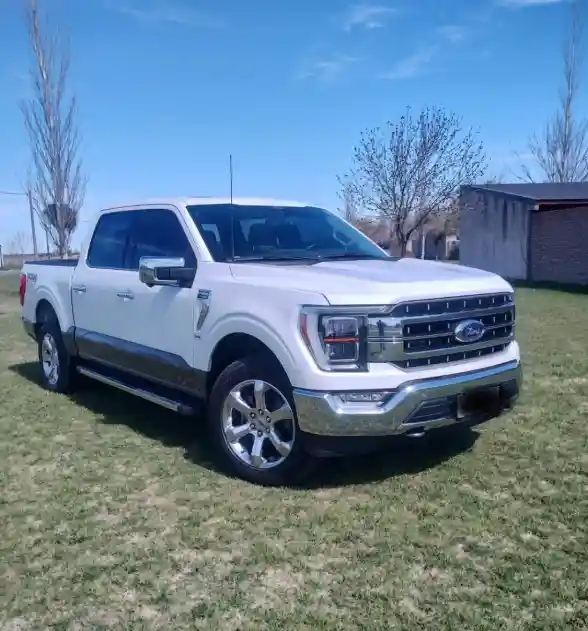 Ford F-150 5.0 Lariat Luxury Aut 4X4  2022 - foto 5