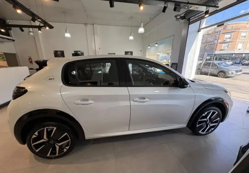 Peugeot 208 L/24 1.0 T 200 Gt Cvt  2026 - foto 2