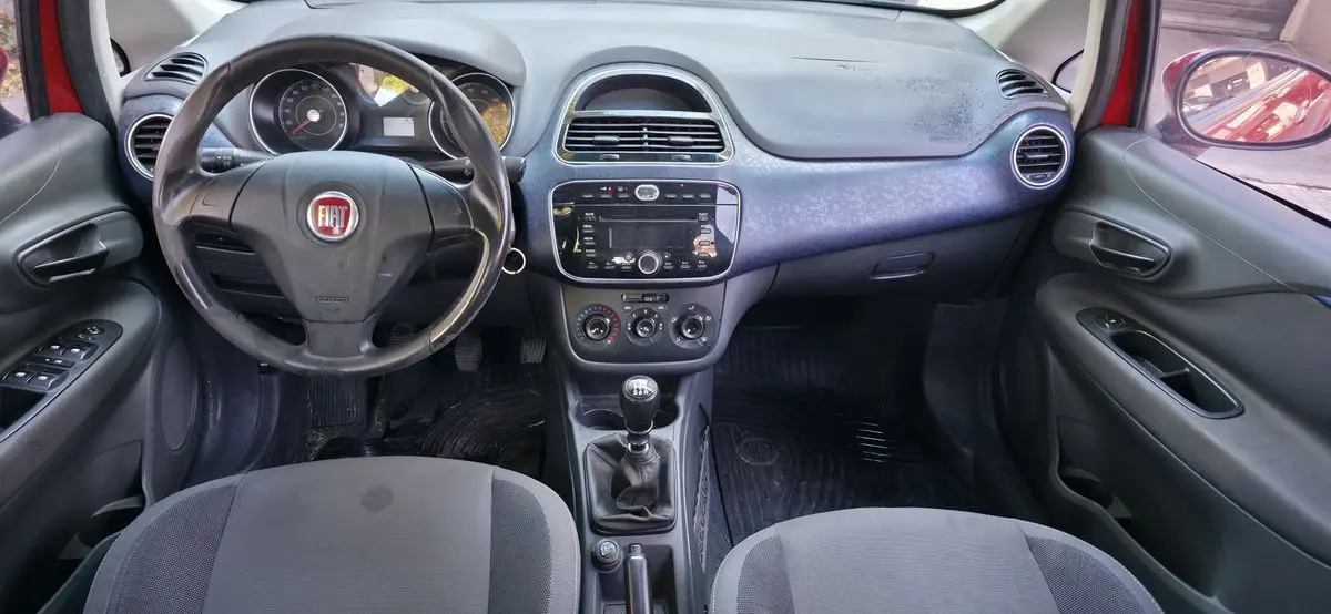 Fiat Punto 1.4 Attractive L/13  2014 - foto 4