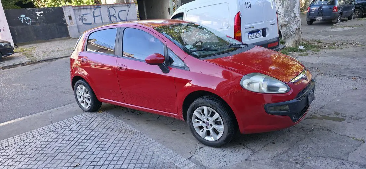 Fiat Punto 1.4 Attractive L/13  2014 - foto 5
