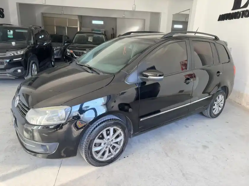 Volkswagen Suran 1.6 Highline     L/10  2013 - foto 4