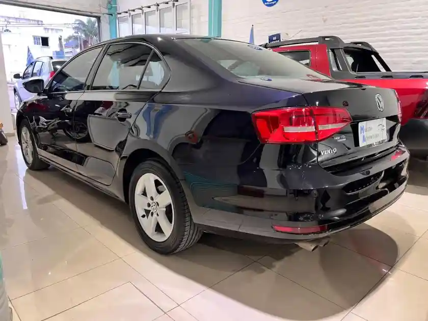 Volkswagen Vento  2.5 170 Hp Advance Plus Tip  2015 - foto 5