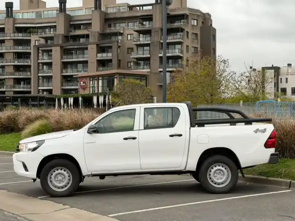 Toyota Hilux L/21 2.4 Dc 4X4 Tdi Dx  2024 - foto 5