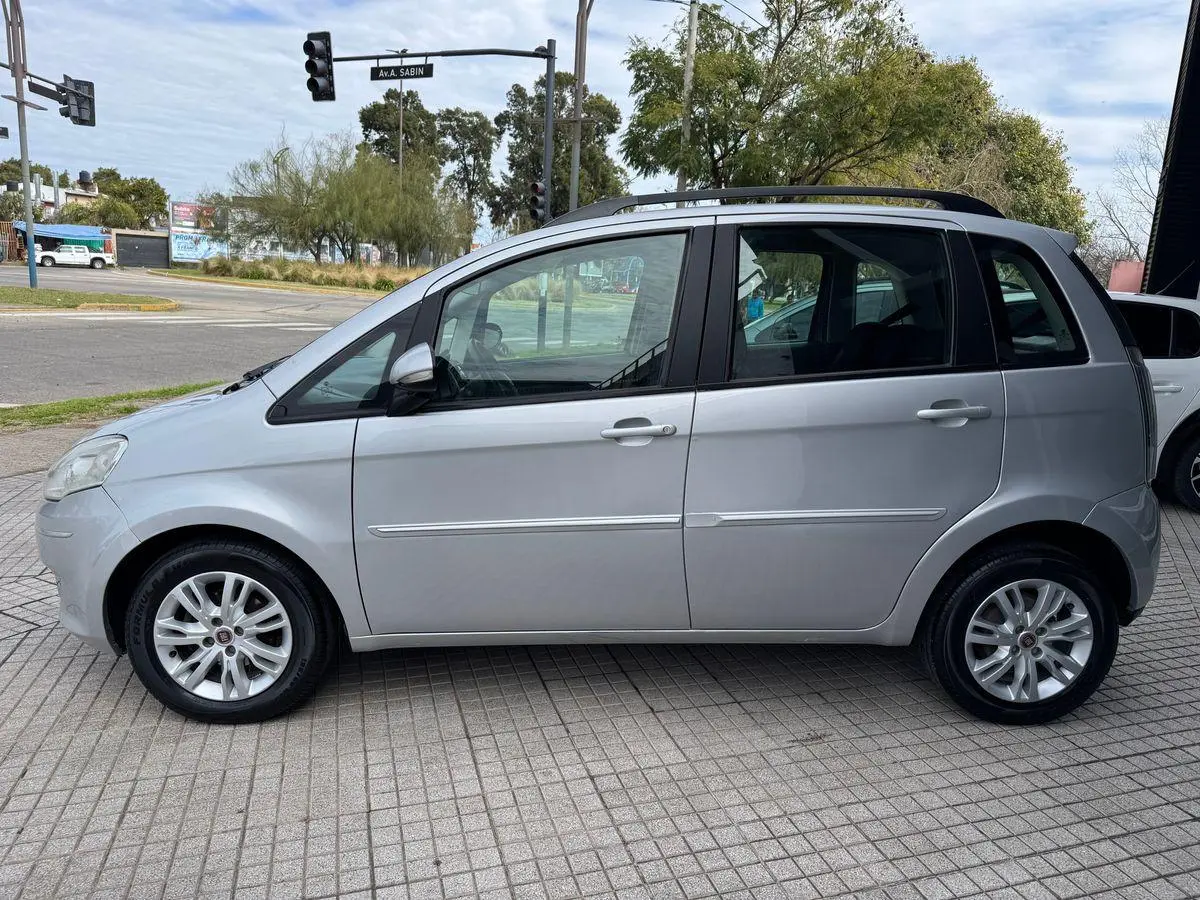 Fiat Idea  1.4 Attractive Top  2015 - foto 2