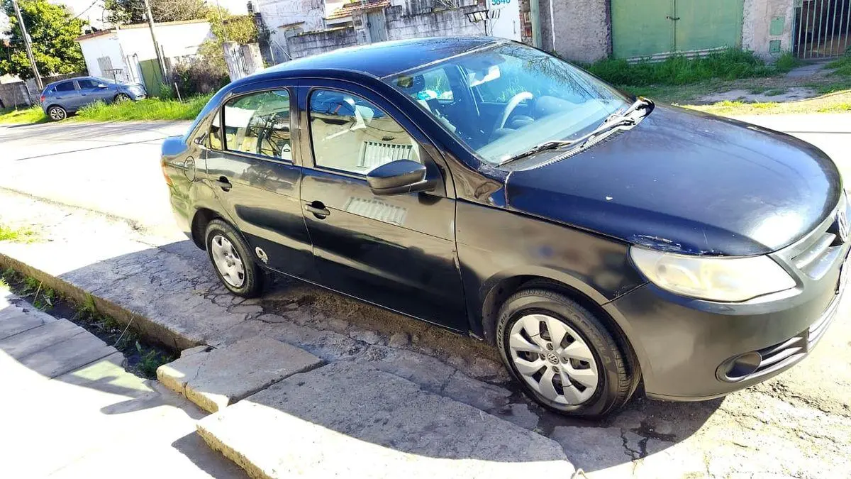 Volkswagen Voyage 1.6 Highline  2012 - foto 3