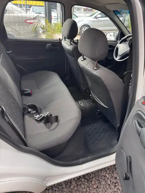 Chevrolet Classic 1.4 4 Ptas Lt Pack  2015 - foto 3