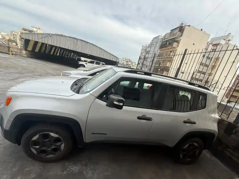 Chrysler Jeep Renegade 1.8 4X2 Sport  2016 - foto 3