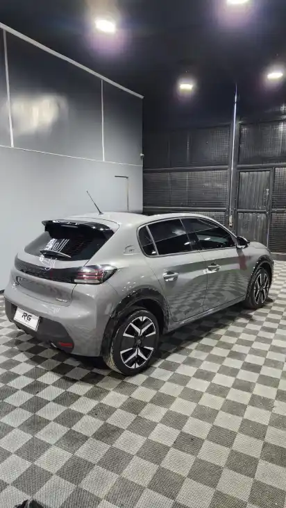 Peugeot 2008 1.0 T 200 Gt Cvt  2025 - foto 3