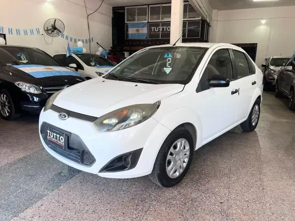 FORD FIESTA 1.6 4 PTAS ONE MAX AMB PLUS 2012 - foto 1