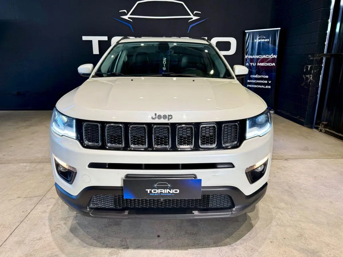 Chrysler Jeep Compass 2.4 Longitude At6 4X2  2019 - foto 2
