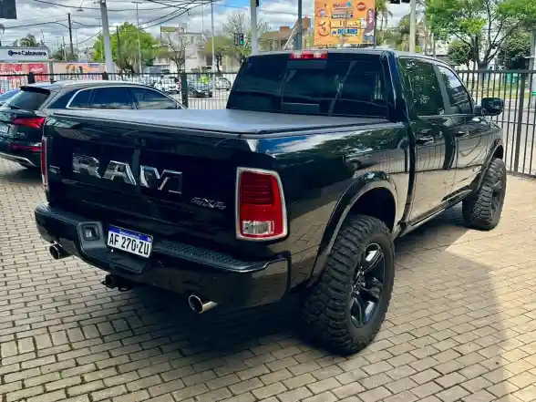 Chrysler Ram 1500 5.7 D/Cab 4X4 Laramie L/22  2022 - foto 4