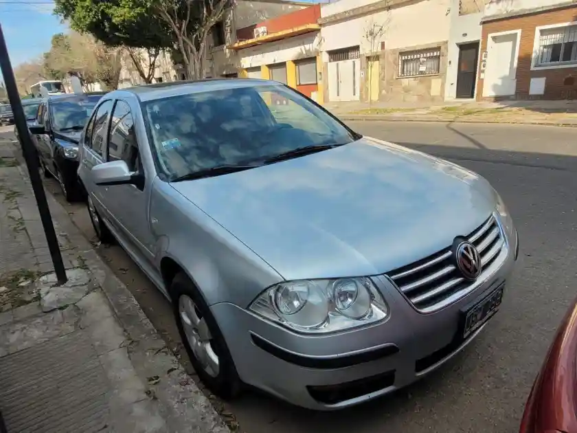 Volkswagen Bora 2.0 Mpi Trendline L/07  2011 - foto 3