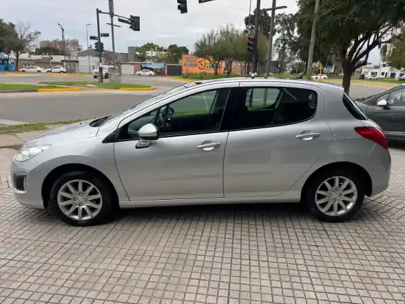 Peugeot 308 1.6 Allure Nav  2014 - foto 2