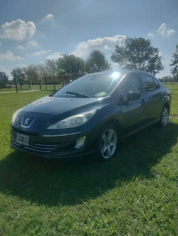 Peugeot 408 2.0 Allure + Nav  2013 - foto 1