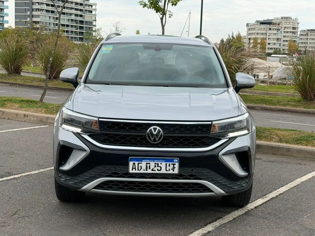 Volkswagen Taos 1.4 250 Tsi Comfortline At L/23  2023 - foto 2