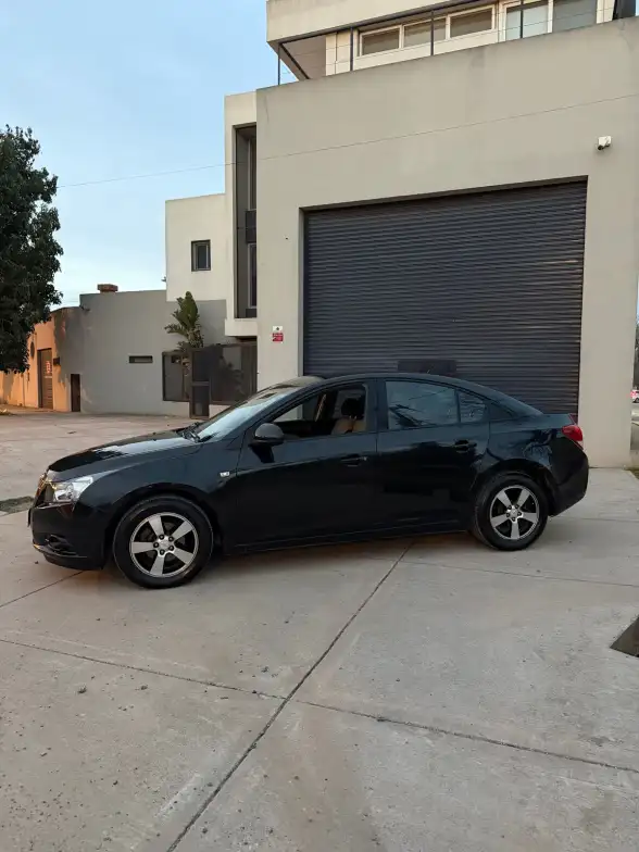 CHEVROLET CRUZE 1.8 4 PTAS LT 2011 - foto 1