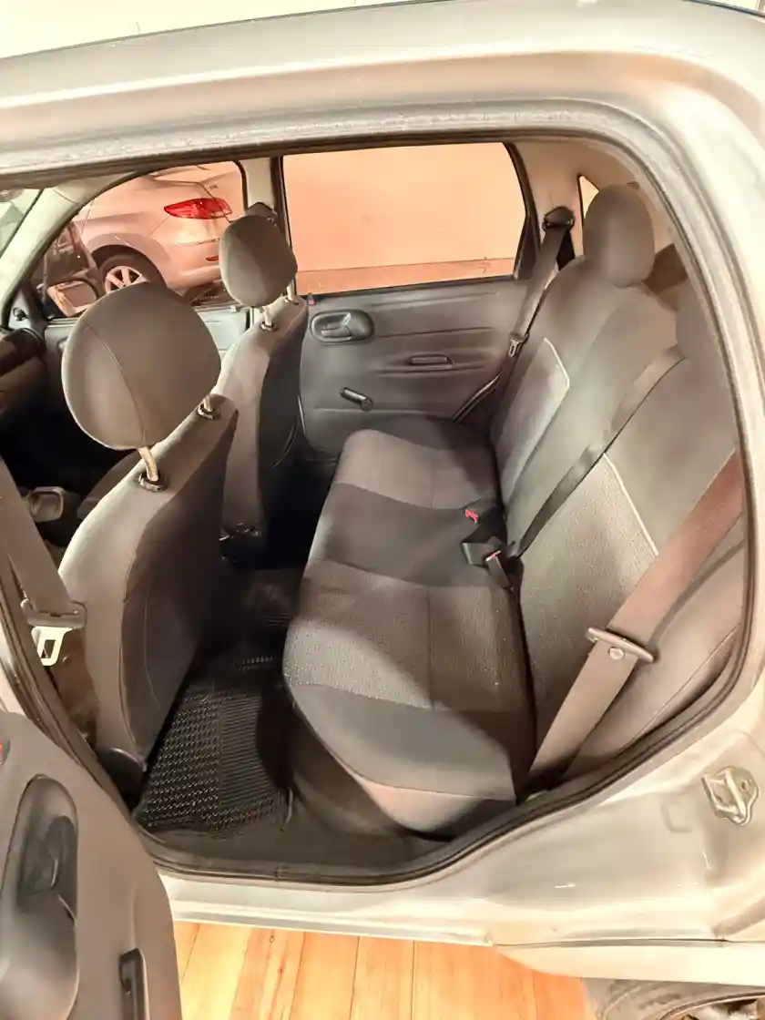 Chevrolet Classic 1.4 4 Ptas Ls Abs Ab Ll  2015 - foto 5