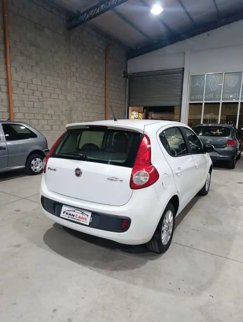 Fiat Palio 1.4 5 P Attractive L/14  2015 - foto 2