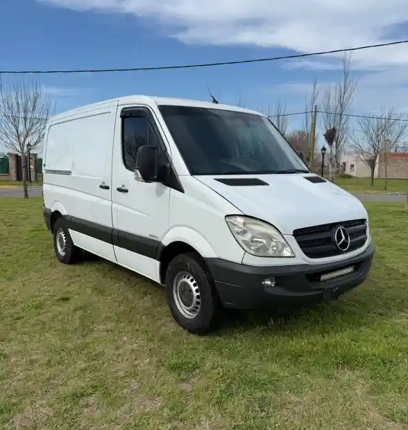 Mercedes Benz Sprinter 411 Street Furgon 3250 V2  2013 - foto 2
