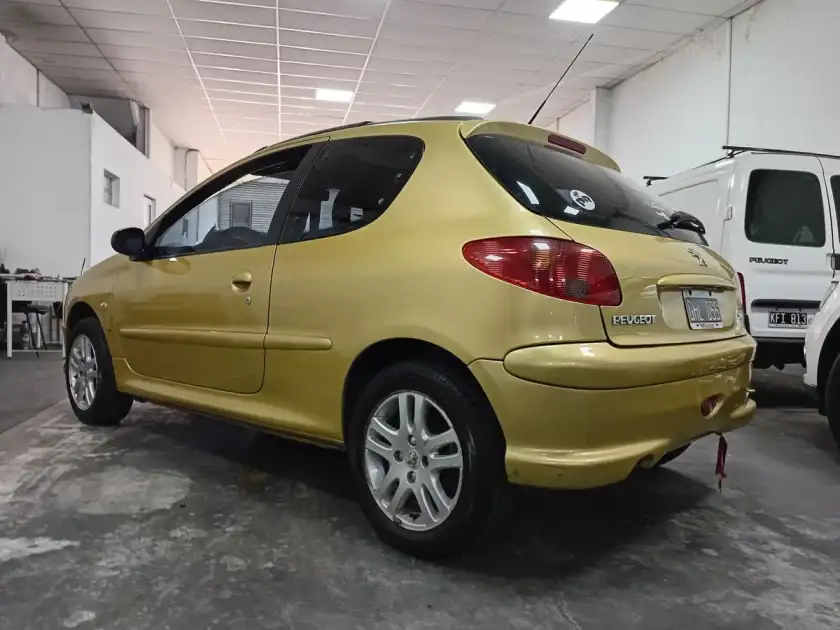 Peugeot 206 1.6 3 Ptas Xs Premium  2008 - foto 2
