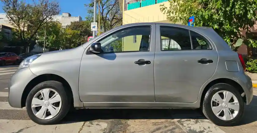 Nissan March 1.6 Active Pure Drive  2019 - foto 5