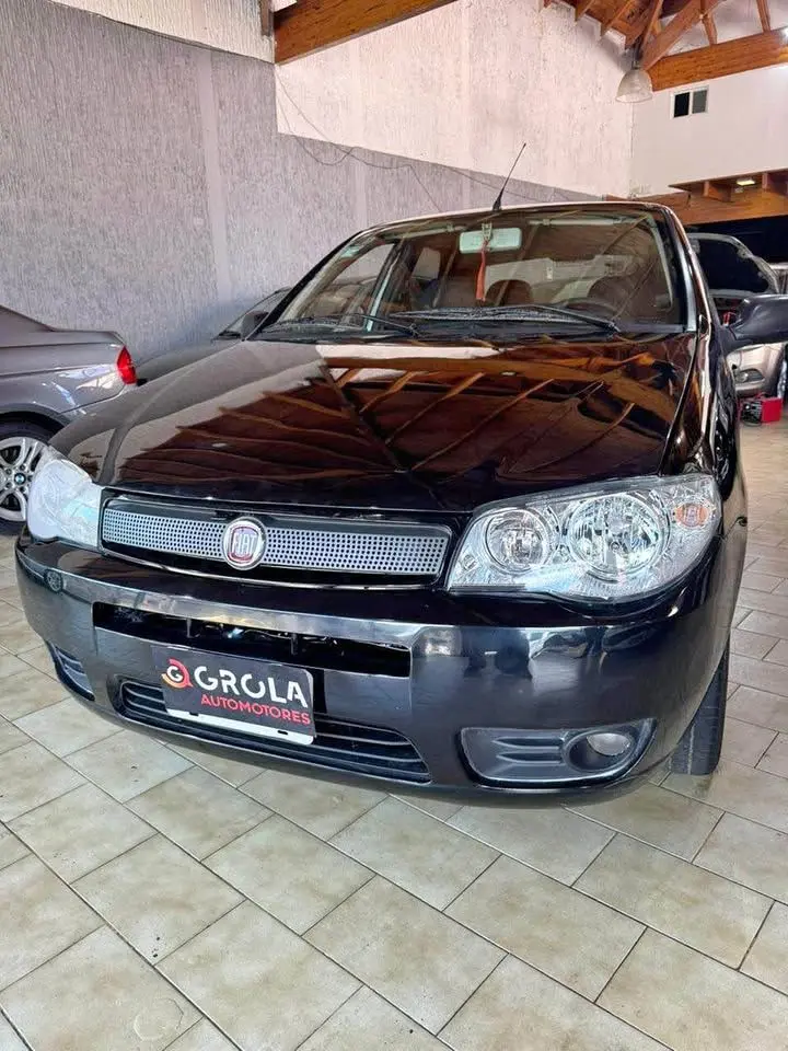 Fiat Palio 1.4 5 P Attractive L/12 Top  2013 - foto 2