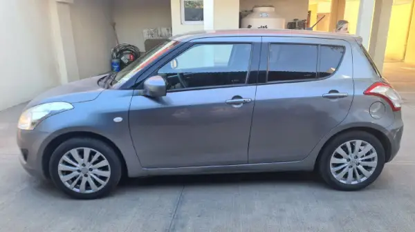 SUZUKI SWIFT 1.2 5 PTAS AUT 2018 - foto 1