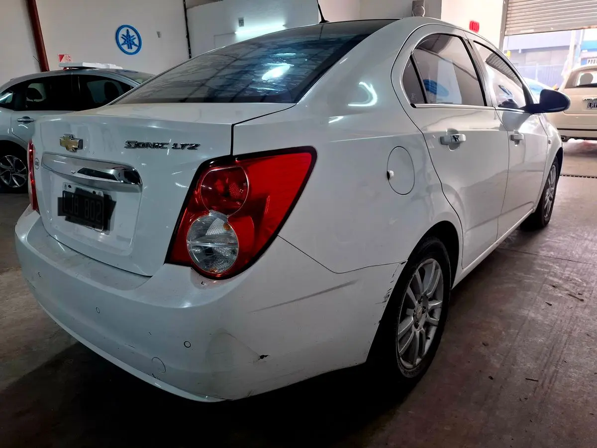 Chevrolet Sonic 1.6 4 Ptas Ltz  2012 - foto 4