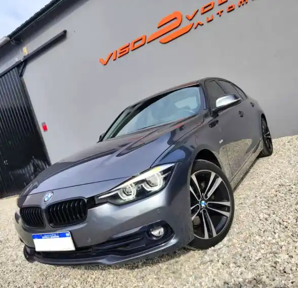 Bmw 330I Sedan Sport              L/18  2019 - foto 1