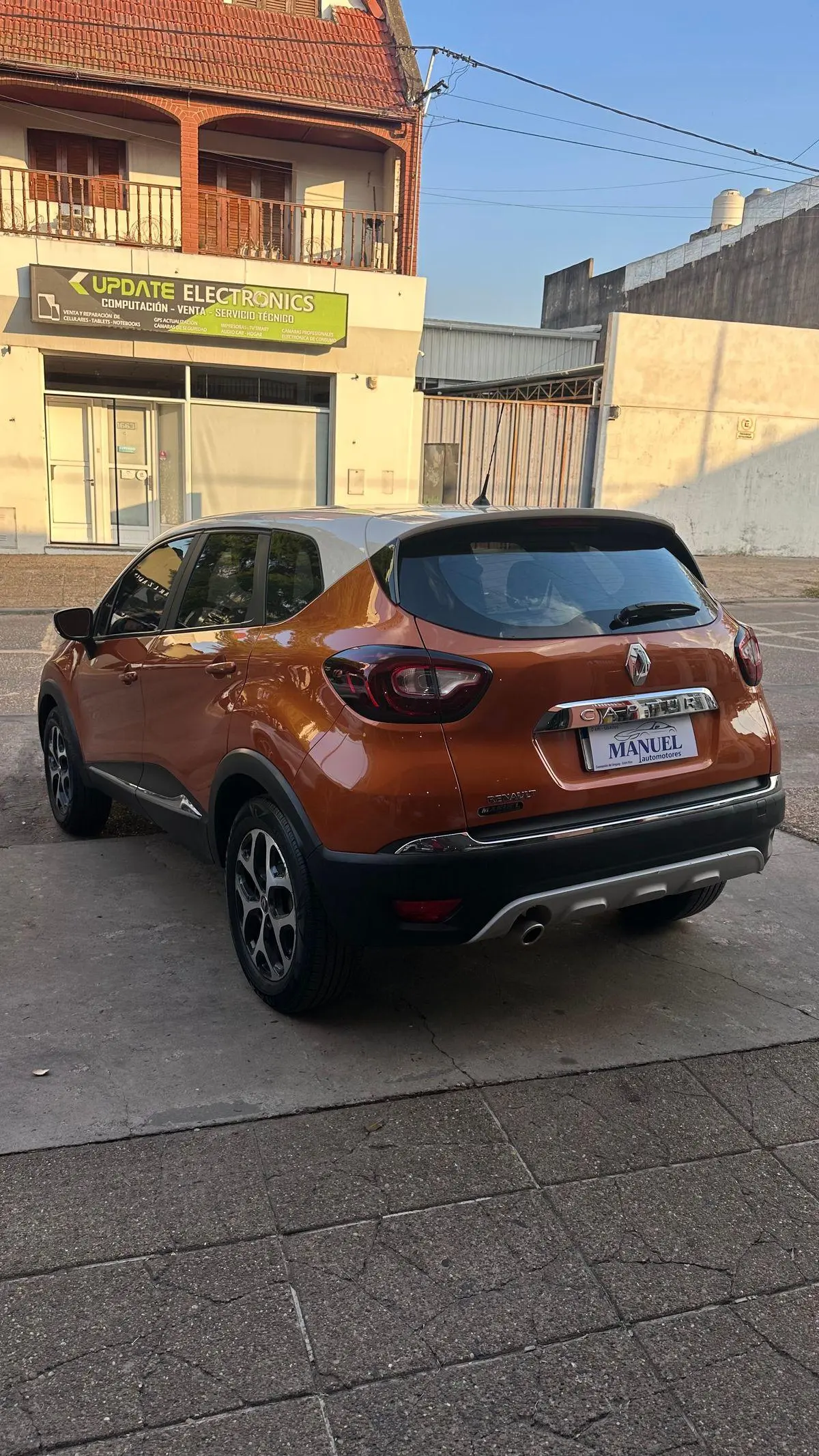 Renault Captur 2.0 Intens  2017 - foto 3