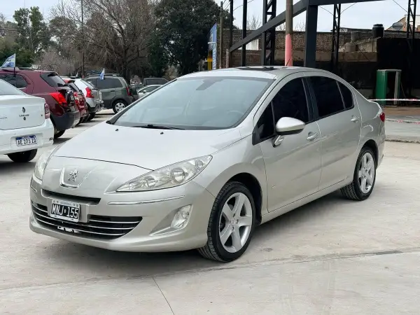 Peugeot 408 1.6 Hdi Feline  2013 - foto 1