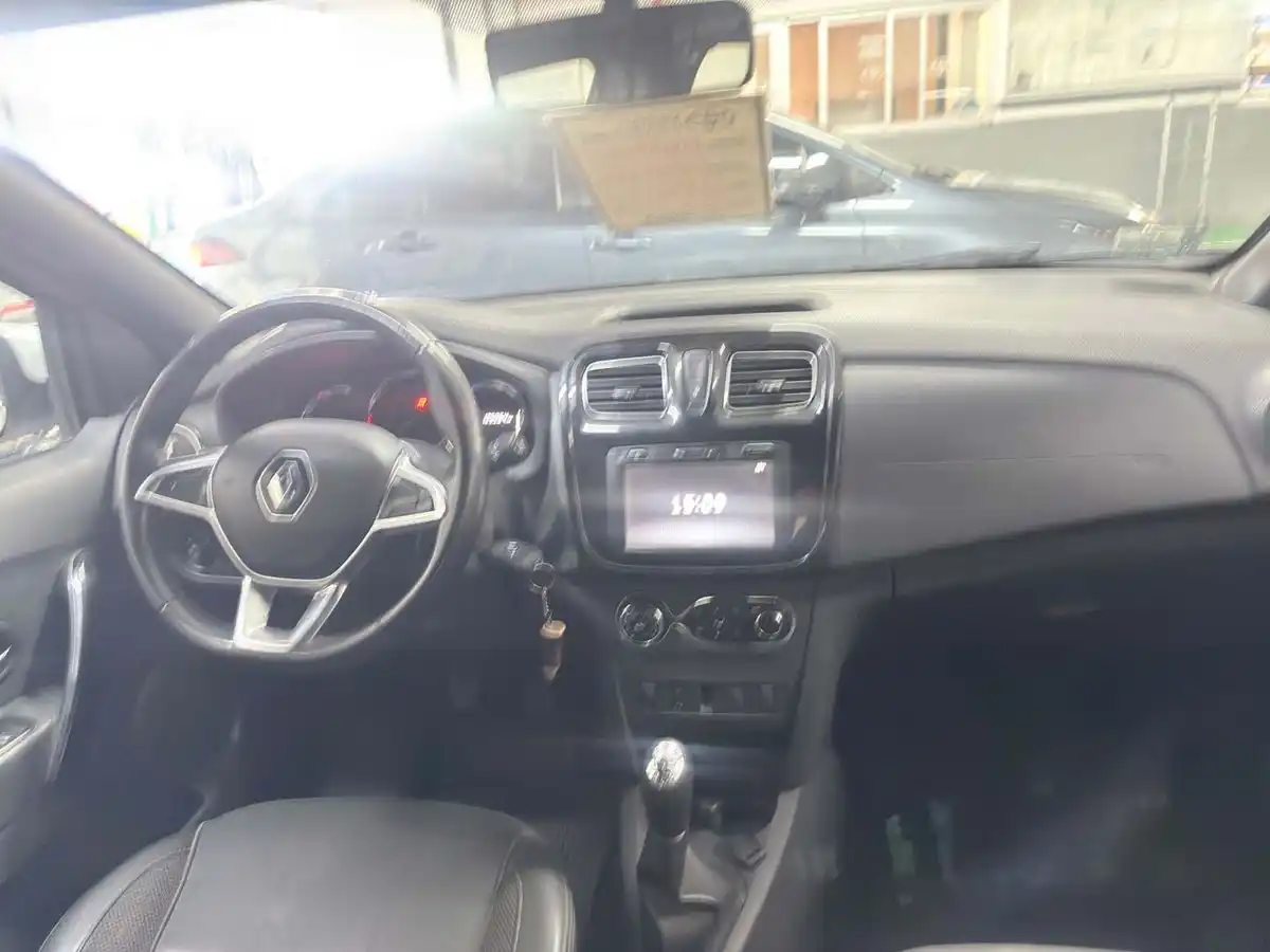 Renault Sandero Ii 1.6 16V Intens     L/19  2020 - foto 3