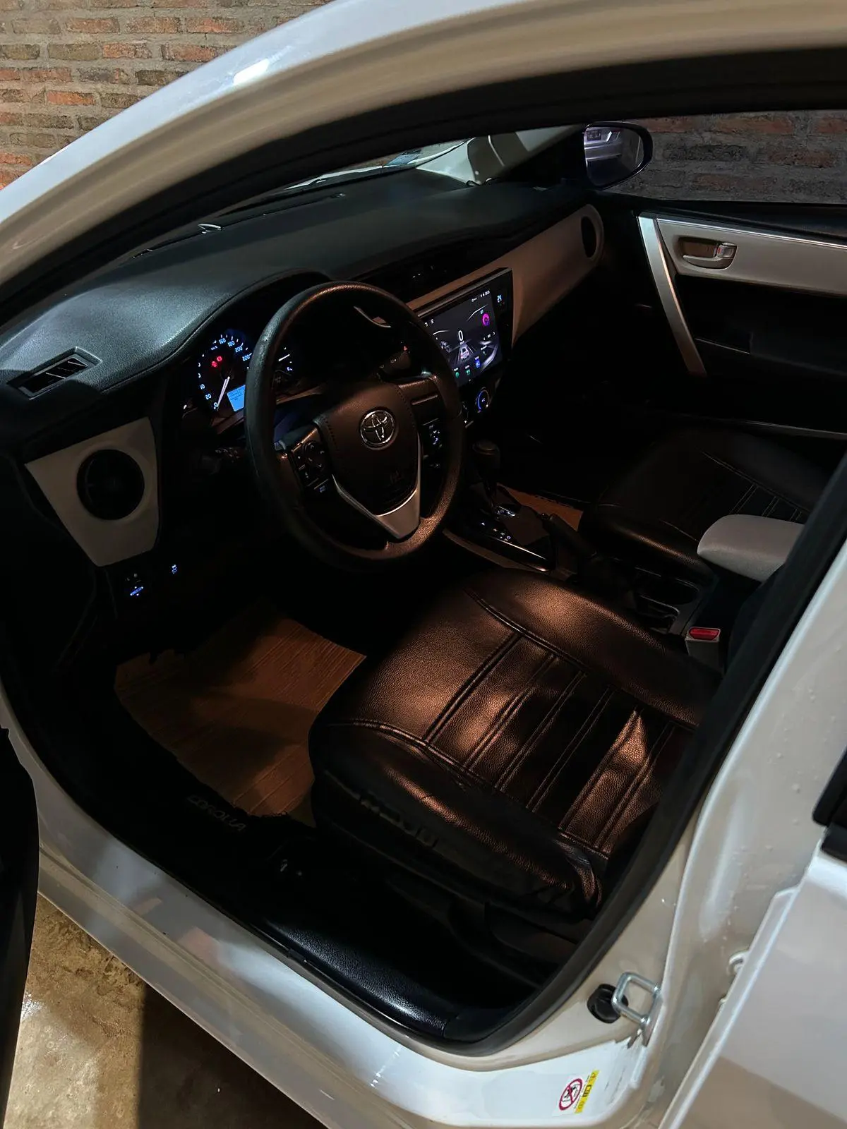 Toyota Corolla 1.8 Xli L/17 Cvt  2018 - foto 4