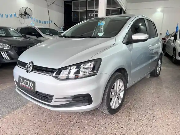 VOLKSWAGEN FOX 1.6 5 P. CONNECT     L/18 2019 - foto 1