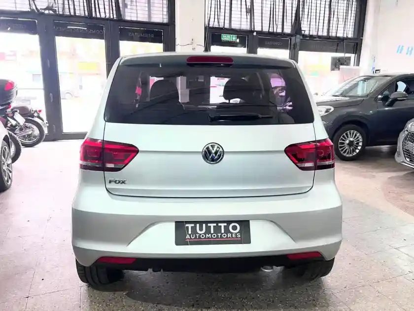 Volkswagen Fox 1.6 5 P. Connect     L/18  2019 - foto 3