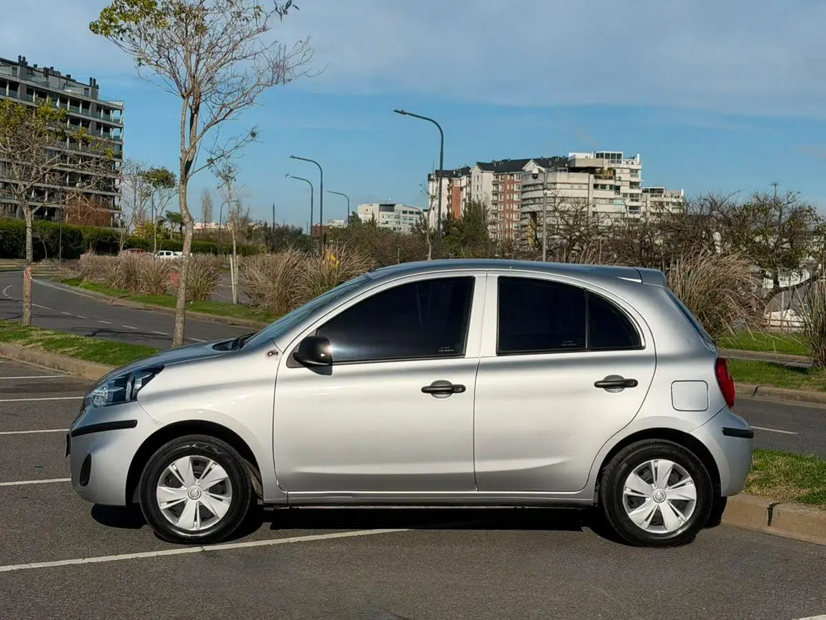 Nissan March 1.6 Active Pure Drive  2018 - foto 5
