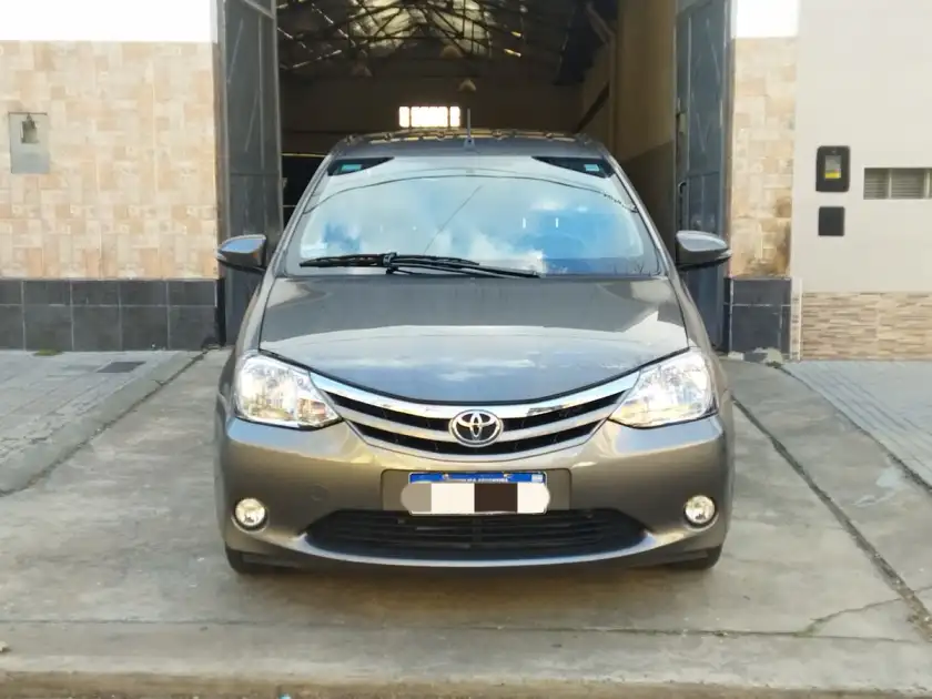 Toyota Etios 1.5 4 Ptas Xls 6Mt  2016 - foto 2