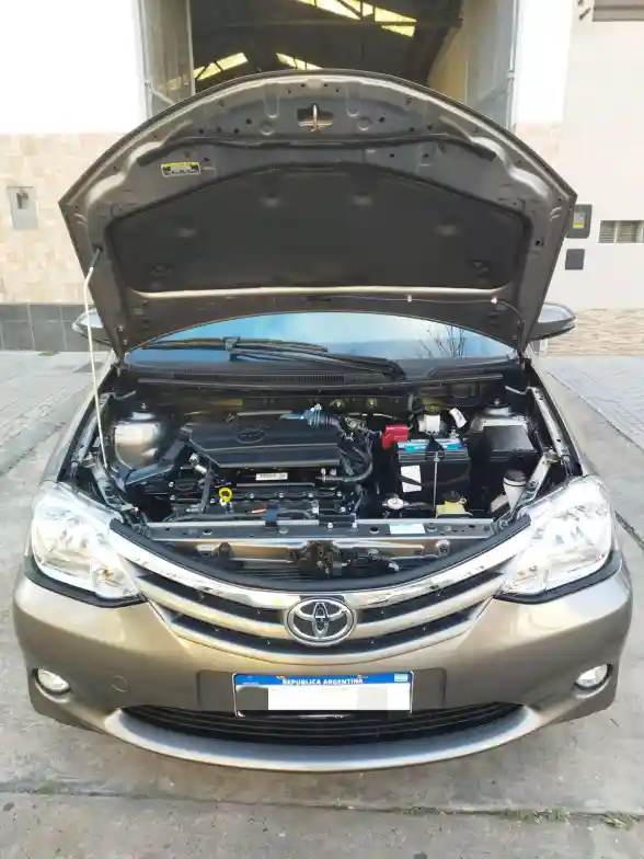 Toyota Etios 1.5 4 Ptas Xls 6Mt  2016 - foto 5