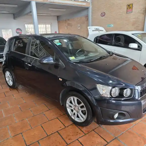 Chevrolet Sonic 1.6 5 Ptas Ltz  2015 - foto 4